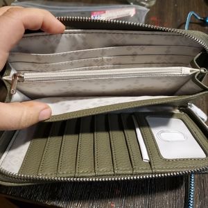 Thirty-one All About the Benjamin's wallet